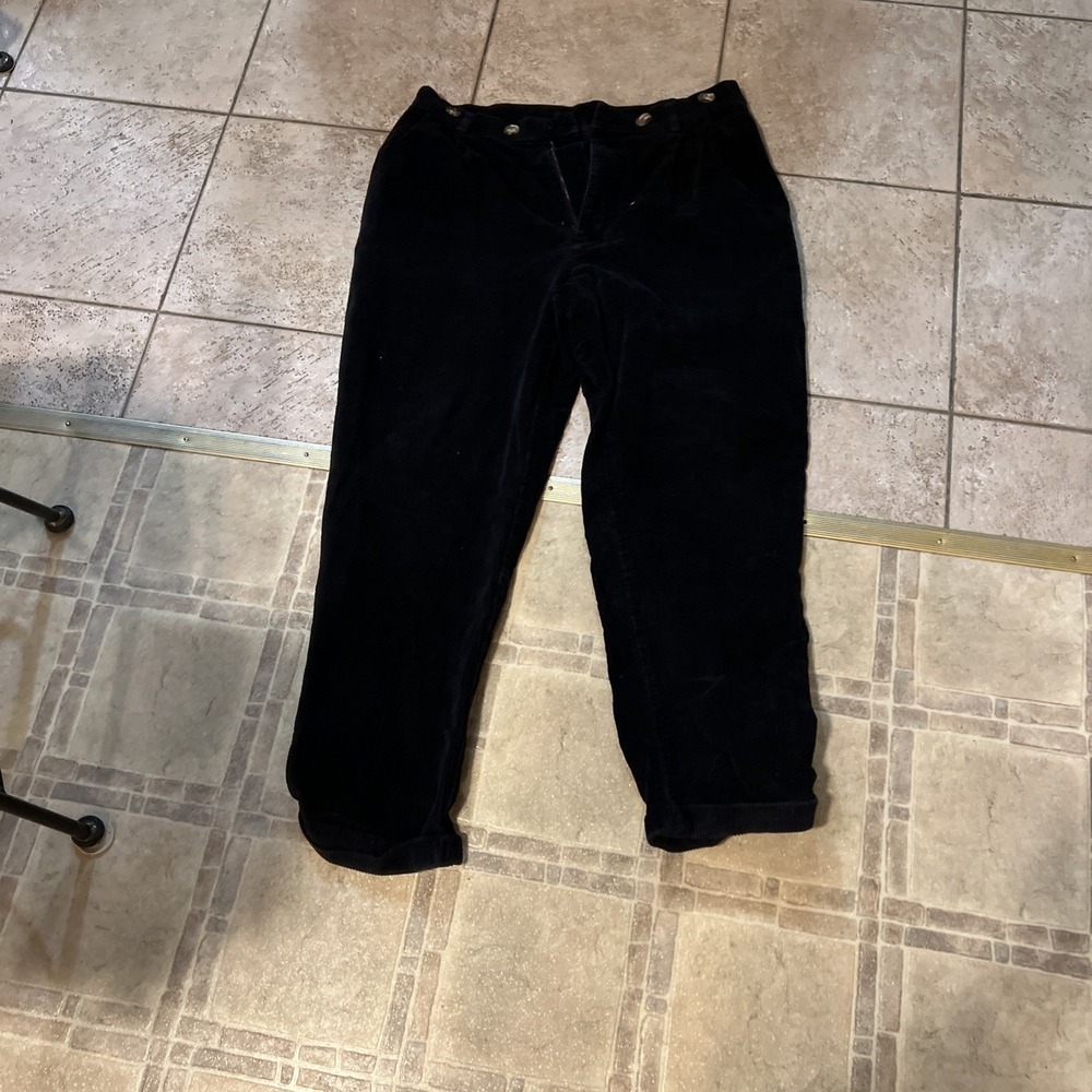 Jos A Bank 36x30‎ Black Wide Wale Corduroy Colorfast Pleated Cuffed Mens Pants